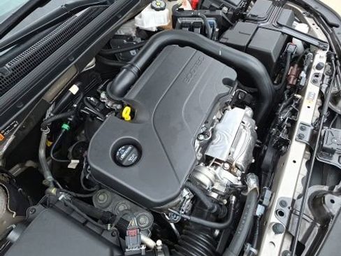 Used 2024 Chevrolet Malibu LT FWD image 23
