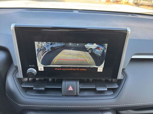 Used 2025 Toyota RAV4 LE image 17