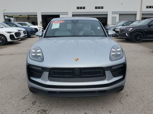 Used 2023 Porsche Macan AWD/4WD image 10