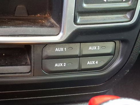 Certified 2018 Jeep Wrangler Unlimited Sport image 25