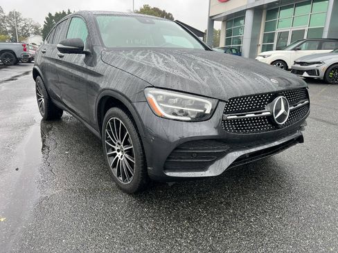 Used 2022 Mercedes-Benz GLC 300 4MATIC Coupe image 11
