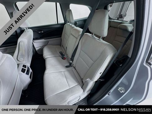 Used 2018 Honda Pilot EX image 22