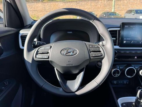 New 2026 Hyundai Venue SEL image 11