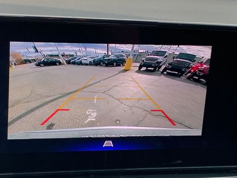 Used 2025 Chevrolet TrailBlazer LT image 17