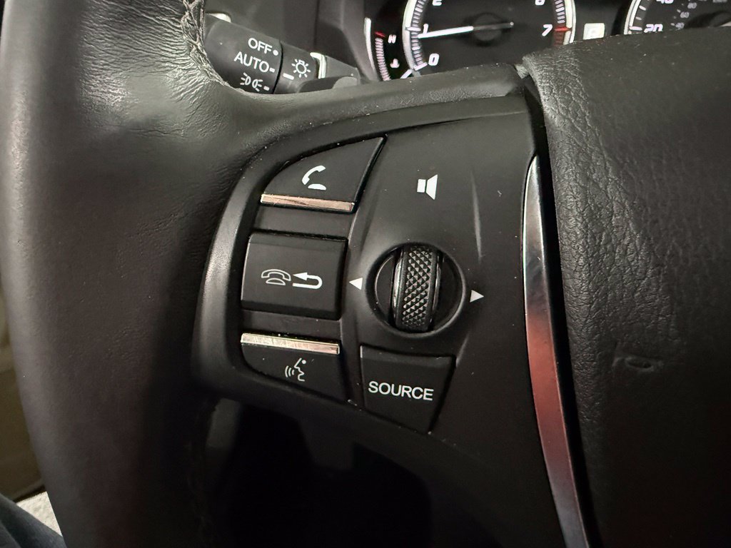 Used 2015 Acura TLX FWD image 34