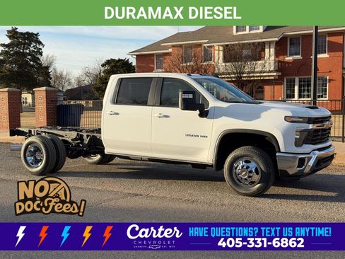 New 2026 Chevrolet Silverado 3500 LT AWD/4WD image 1