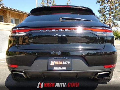 Used 2020 Porsche Macan AWD/4WD image 10