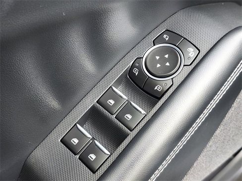 Certified 2022 Ford Mustang Mach-E Premium image 17