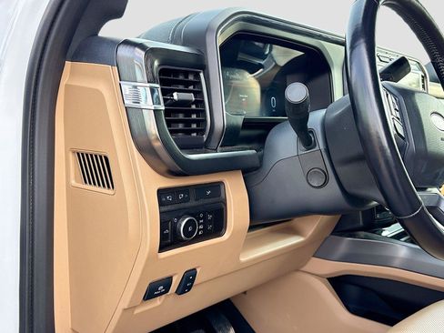 Used 2023 Ford F250 Lariat w/ Chrome Package AWD/4WD image 10