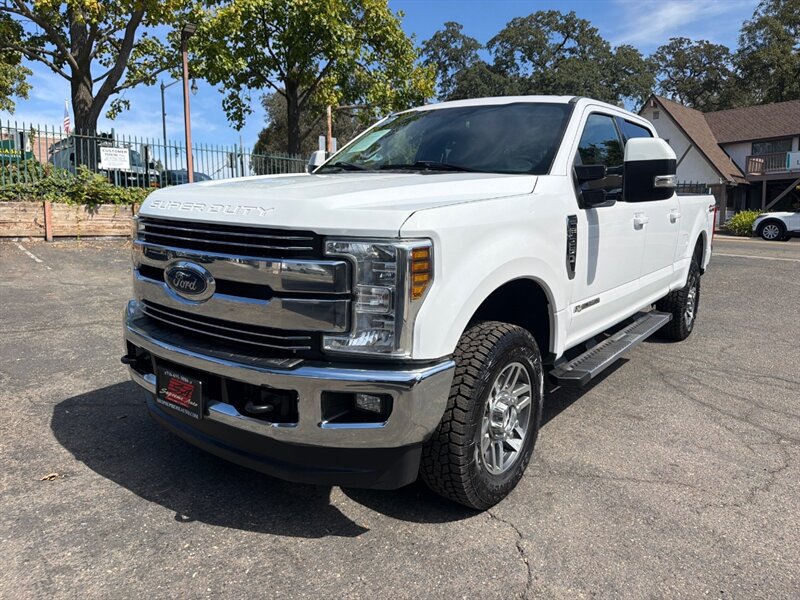 Used 2019 Ford F250 Lariat w/ Lariat Value Package AWD/4WD image 3
