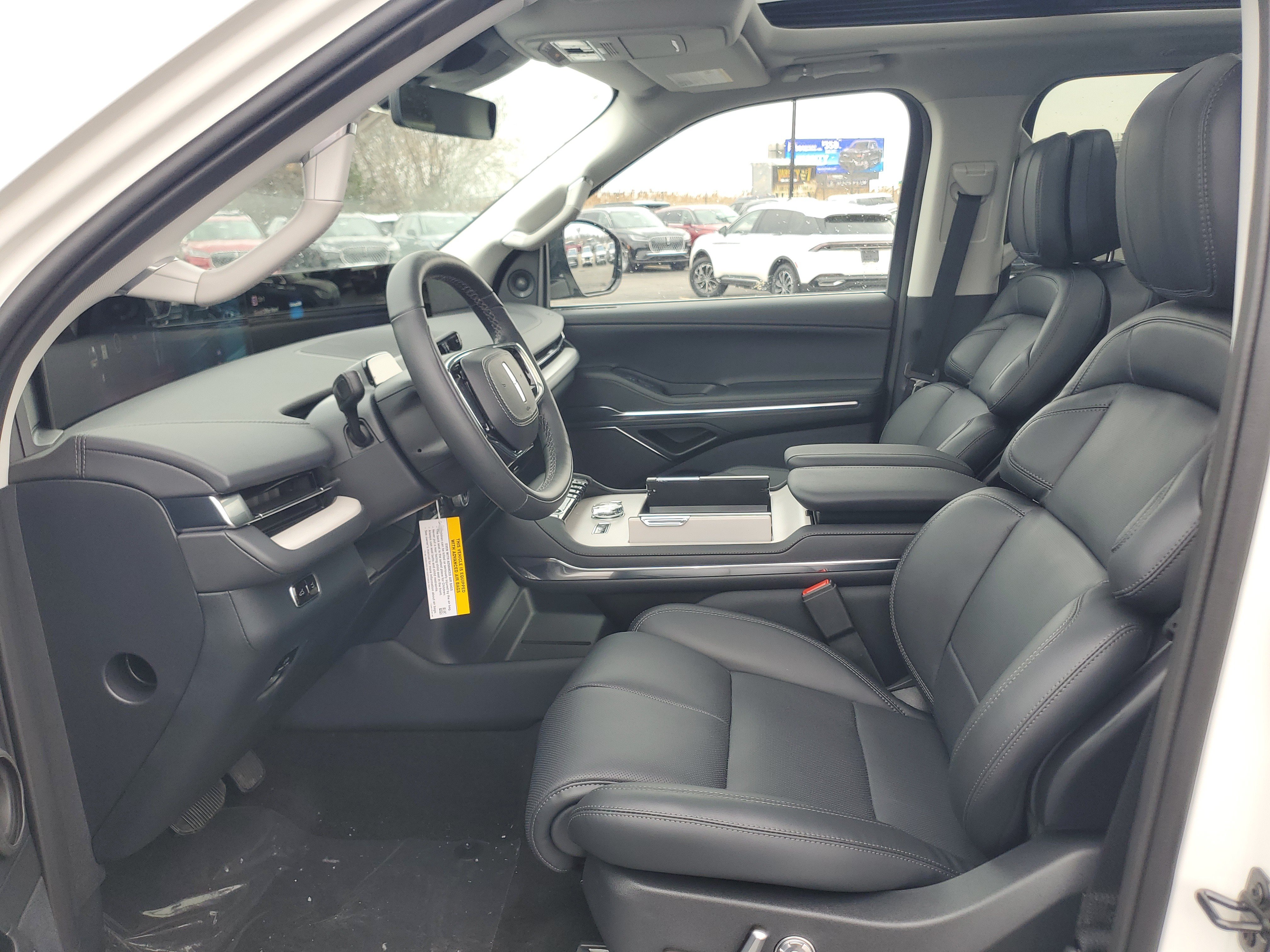 New 2026 Lincoln Navigator Reserve AWD/4WD image 11