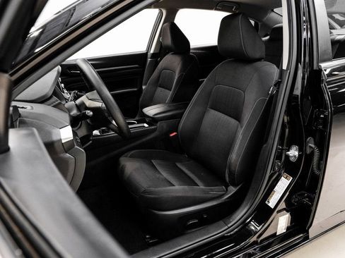 Used 2021 Nissan Altima 2.5 SV image 38