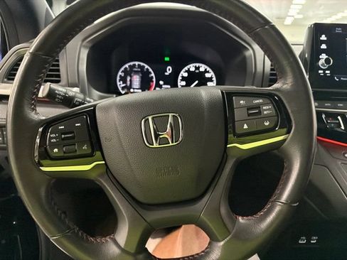 Used 2025 Honda Odyssey Sport-L image 27