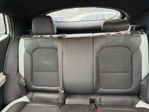 Used 2024 Buick Envista Preferred image 17