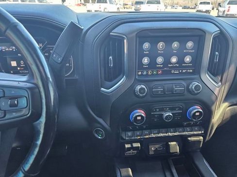 Used 2022 GMC Sierra 2500 Denali w/ Denali Ultimate Package image 17