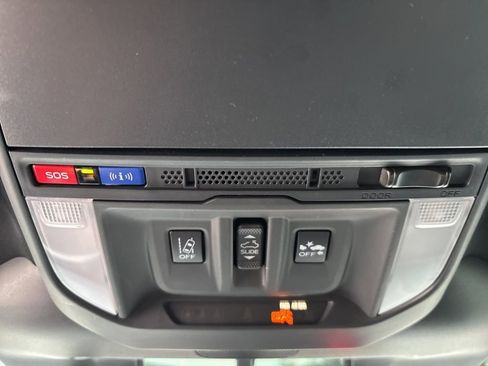 Used 2022 Subaru Forester Wilderness w/ Wilderness Package AWD/4WD image 24