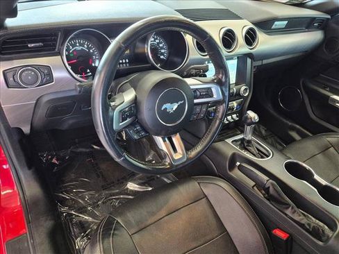 Used 2018 Ford Mustang GT Premium RWD image 10