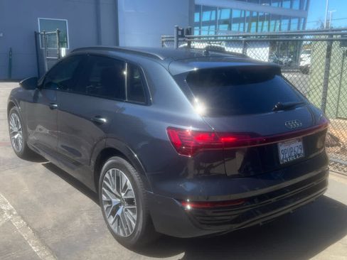 Used 2024 Audi Q8 e-tron Premium Plus w/ Premium Plus Package AWD/4WD image 5