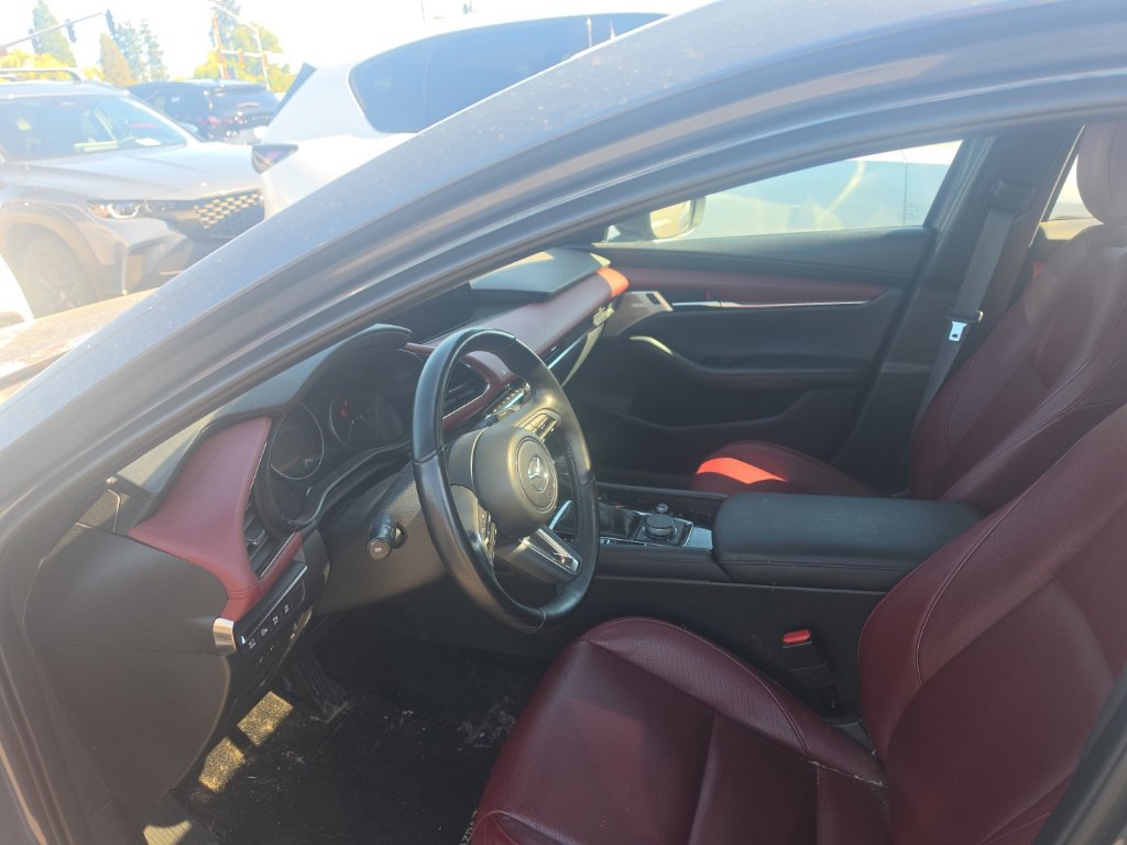 Used 2024 MAZDA MAZDA3 Hatchback w/Premium Plus Pkg AWD/4WD image 8
