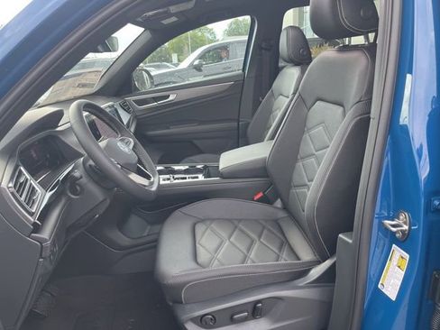 New 2026 Volkswagen Atlas Cross Sport SE image 20