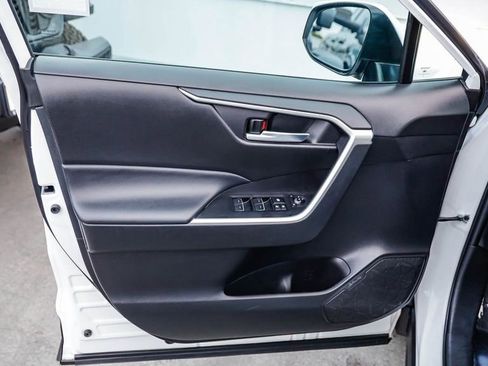 Used 2024 Toyota RAV4 XLE image 21