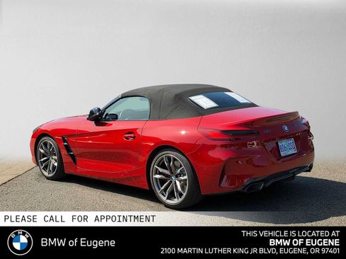 Used 2026 BMW Z4 M40i w/ Premium Package RWD image 5