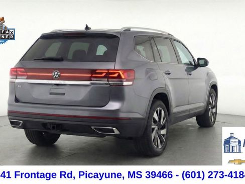 Used 2025 Volkswagen Atlas Cross Sport SE image 6