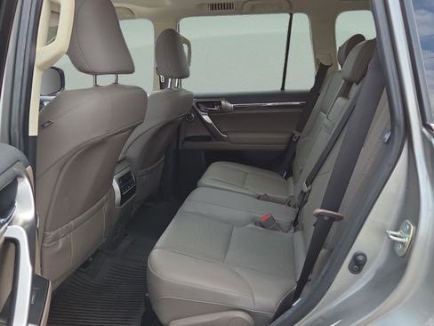 Used 2022 Lexus GX 460 Premium w/ Premium Plus Package AWD/4WD image 11