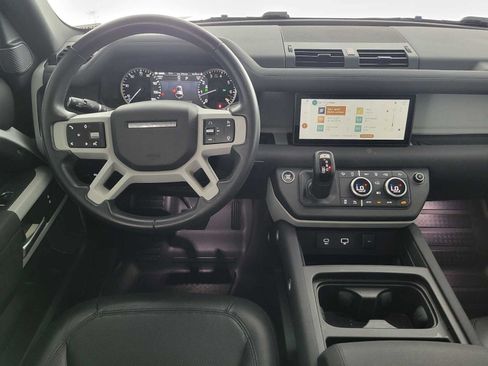 Used 2023 Land Rover Defender 110 S AWD/4WD image 18