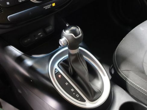 Used 2018 Kia Soul + FWD image 26