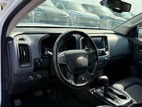 Used 2017 Chevrolet Colorado Z71 image 4