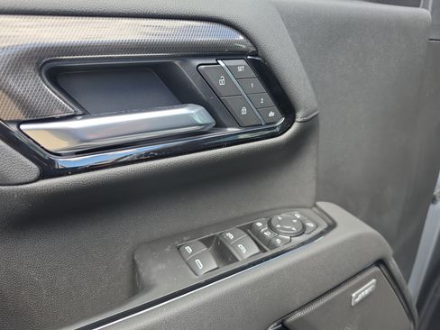 New 2026 GMC Sierra 2500 AT4 w/ AT4 Premium Plus Package AWD/4WD image 19