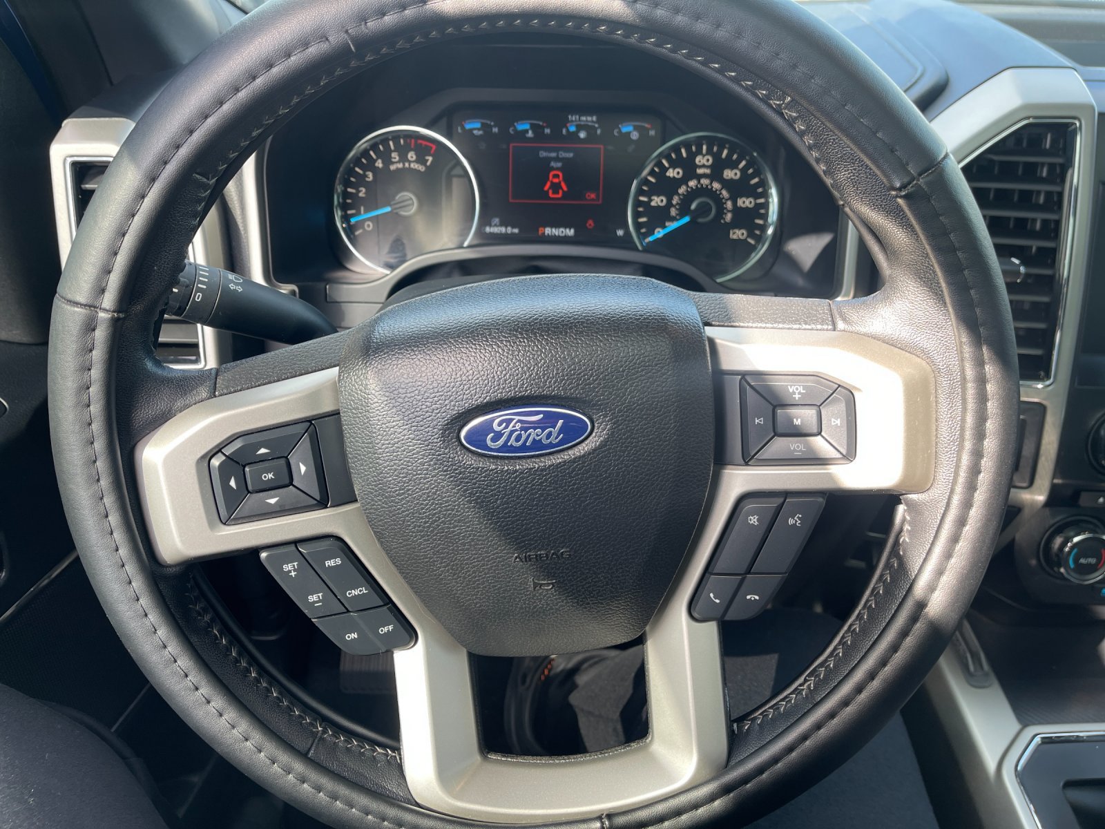 Used 2018 Ford F150 Lariat AWD/4WD image 27