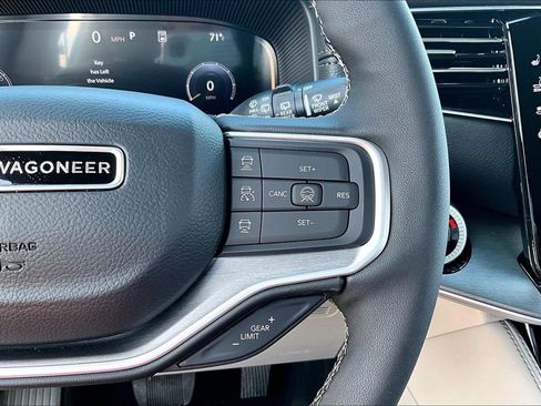 New 2026 Jeep Grand Wagoneer L Limited w/ Premium Group II AWD/4WD image 19