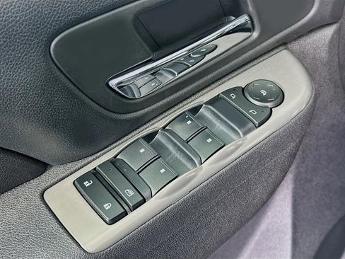 Used 2014 Chevrolet Tahoe 2WD image 28