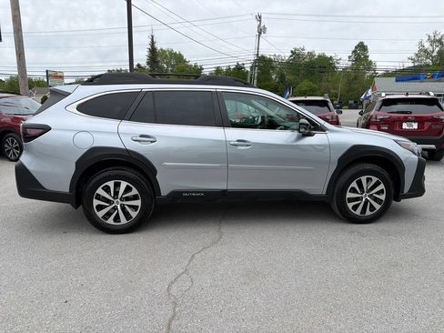 Certified 2024 Subaru Outback Premium AWD/4WD image 15