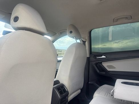Used 2022 Volkswagen Tiguan S FWD image 34