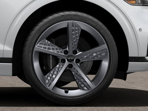 Used 2025 Genesis GV70 2.5T Sport Prestige w/ Sport Prestige Package image 8