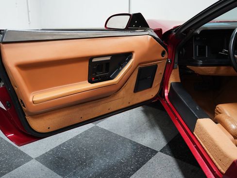 Used 1989 Chevrolet Corvette Convertible image 31