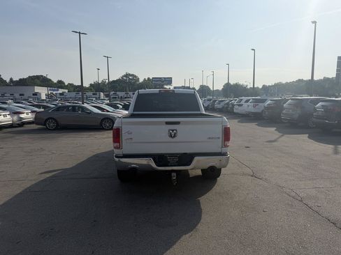 Used 2014 RAM 1500 Laramie w/ Convenience Group AWD/4WD image 4