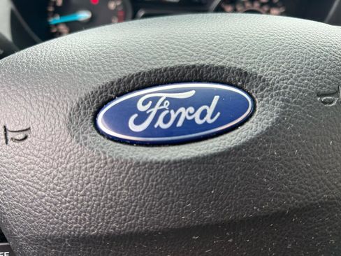 Used 2017 Ford Escape SE image 20