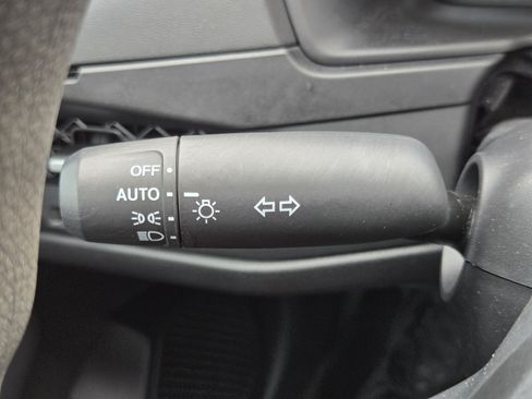 Certified 2023 Honda Accord EX image 18