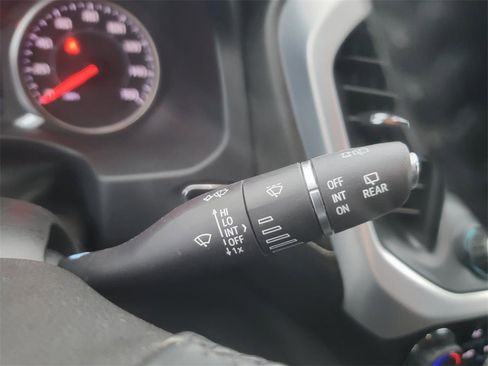 Used 2020 GMC Acadia SLT w/ Premium Package image 15