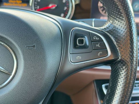 Used 2018 Mercedes-Benz E 400 E 400 image 21
