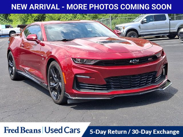 Used 2022 Chevrolet Camaro SS RWD image 2