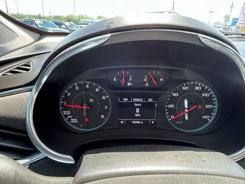 Used 2021 Chevrolet Malibu LT FWD image 22