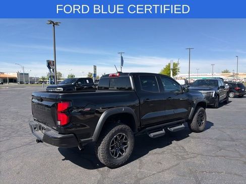 Used 2024 Chevrolet Colorado ZR2 w/ ZR2 Convenience Package III AWD/4WD image 5