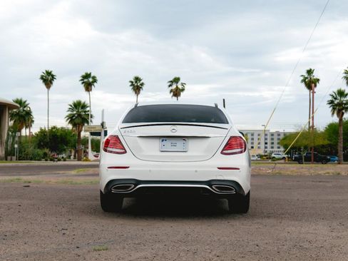 Used 2017 Mercedes-Benz E 300 image 10