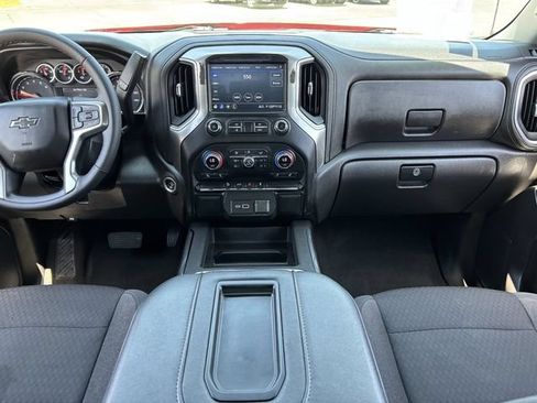 Used 2021 Chevrolet Silverado 1500 LT Trail Boss w/ Bed Protection Package AWD/4WD image 15