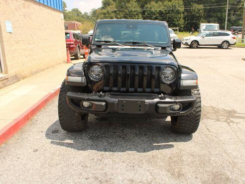 Used 2019 Jeep Wrangler Unlimited Sahara w/ Quick Order Package 24M Moab AWD/4WD image 2